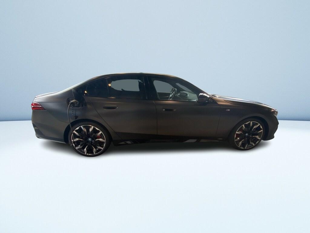 BMW i5 M60 Berlina Auto