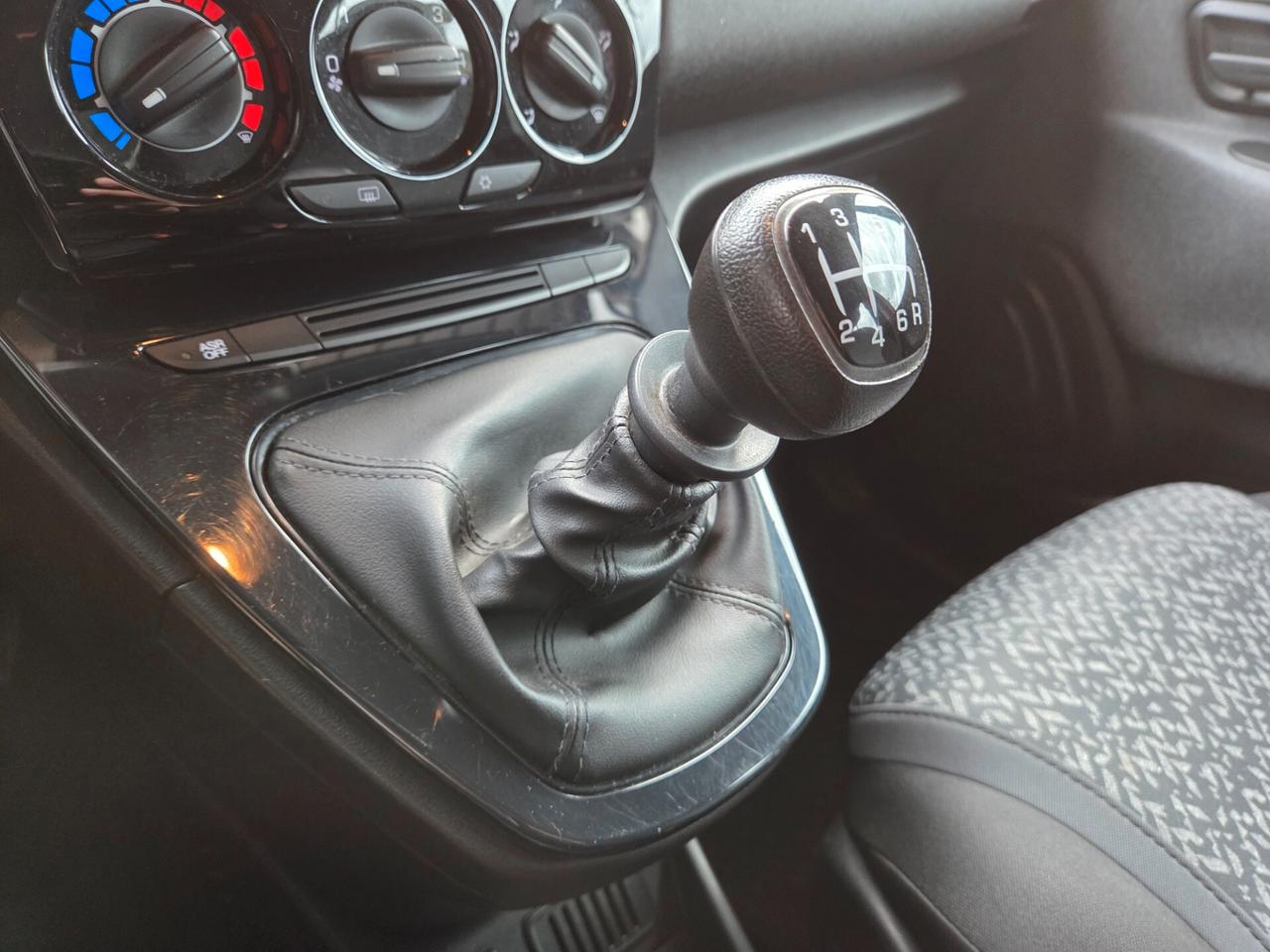 Lancia Ypsilon 5 porte S&S Hybrid Ecochic Silver