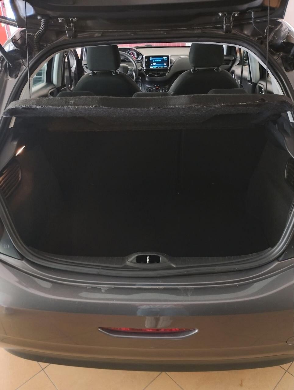 Peugeot 208 1.2 PureTech 82cv GPL Active 2018