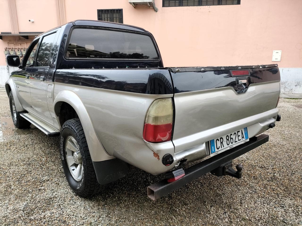 Mitsubishi L200 2.5 TD 4WD Double Cab AUT+GANCIO