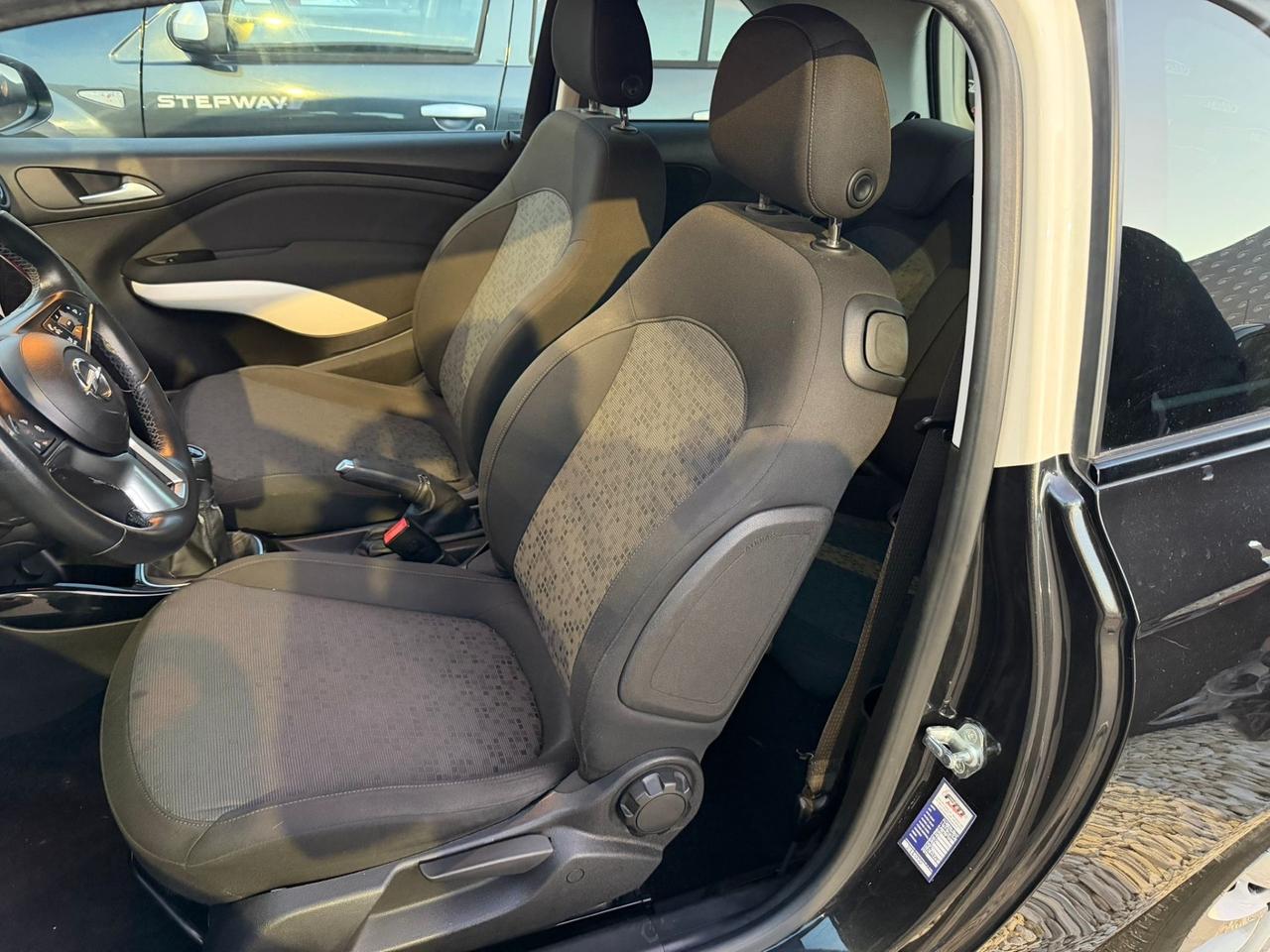 Opel Adam 1.4 87 CV GPL Tech Slam