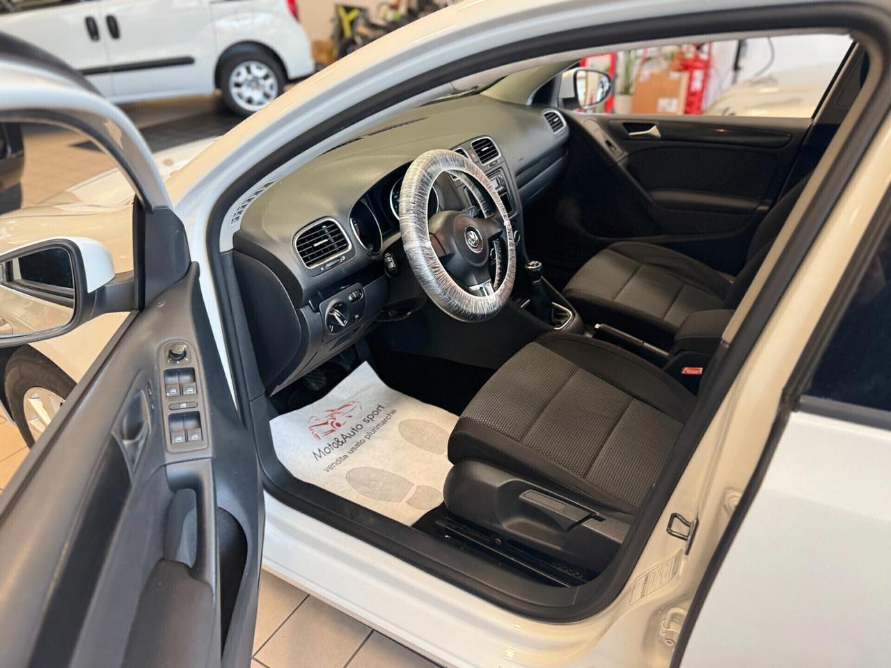 Volkswagen Golf 1.6 TDI 5p.