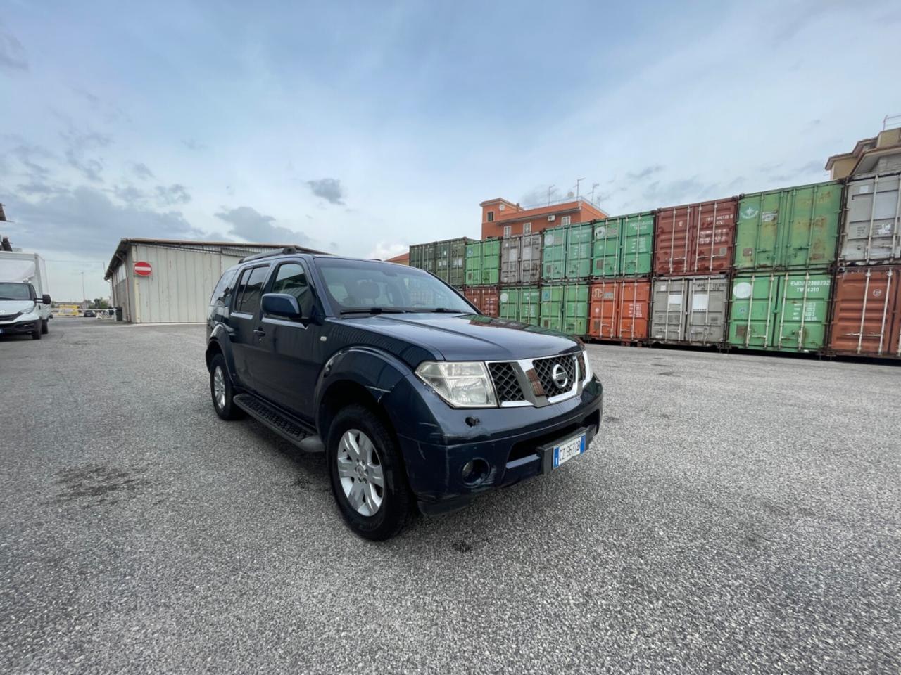 Nissan Pathfinder 2.5 dCi XE Plus navi automatica pelle 7 posti