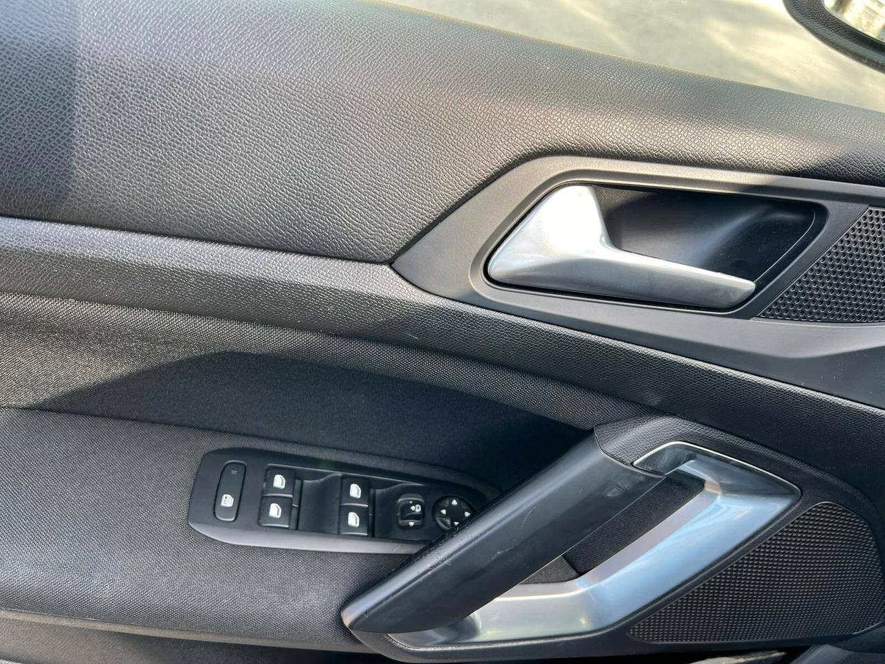 Peugeot 308 BlueHDi 120 S&S SW Business