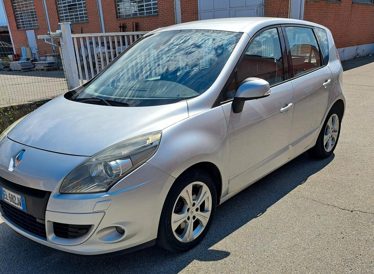 Renault Scenic Scénic X-Mod 1.6 dCi 130CV Dynamique