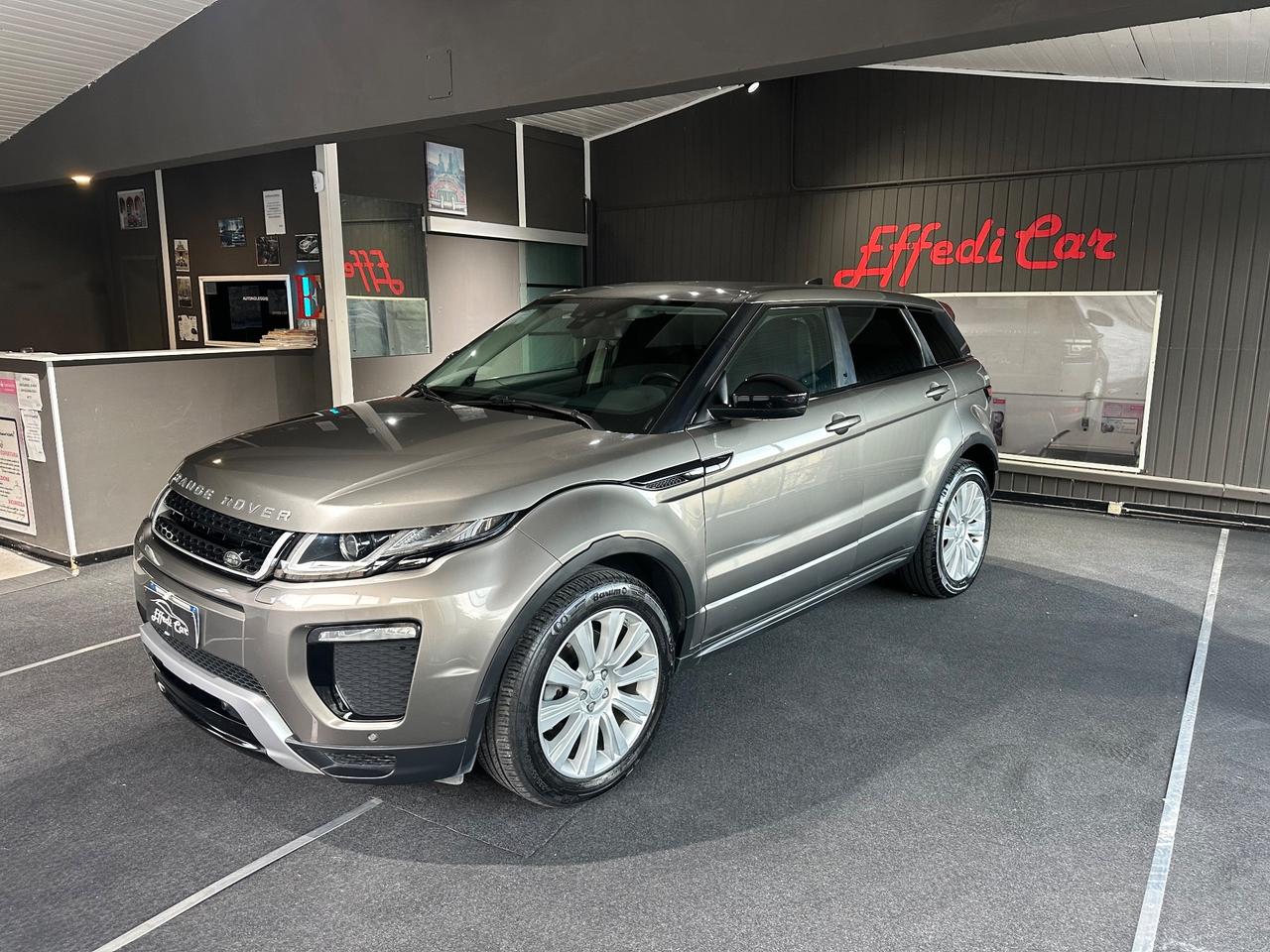 Land Rover Range Evoque 2.0 TD4 150 CV 5p. SE Dynamic