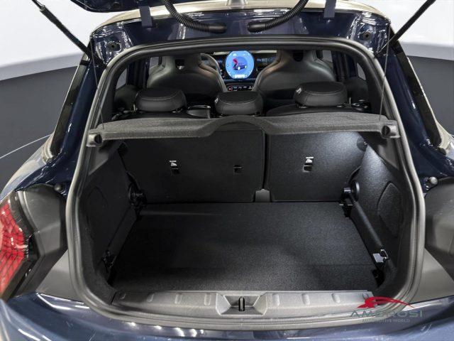 MINI Cooper 5 porte C Favoured M