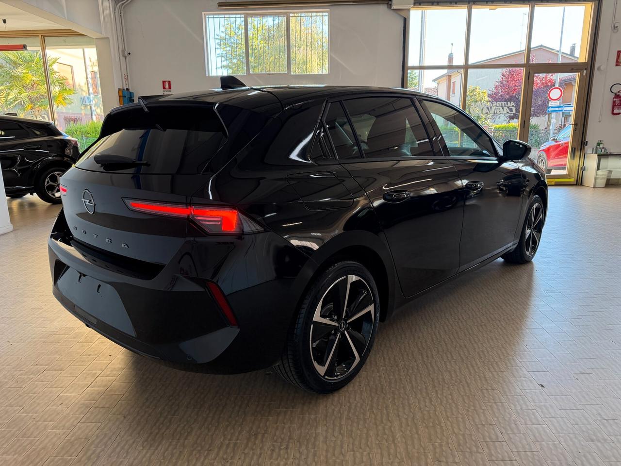 Opel Astra 1.2 Turbo 130 CV Elegance KM0 Neopatentati KM0