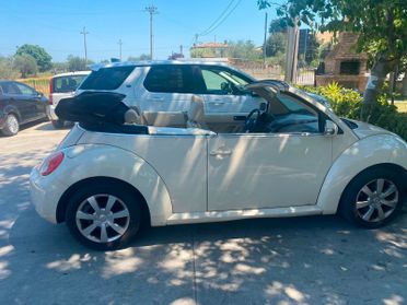 Volkswagen New Beetle 1.6 Cabrio