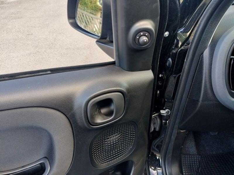 FIAT Panda Panda 1.0 FireFly S&S Hybrid, Sensori di parcheggio, 5 posti e stereo Bluetooth. GPL!!