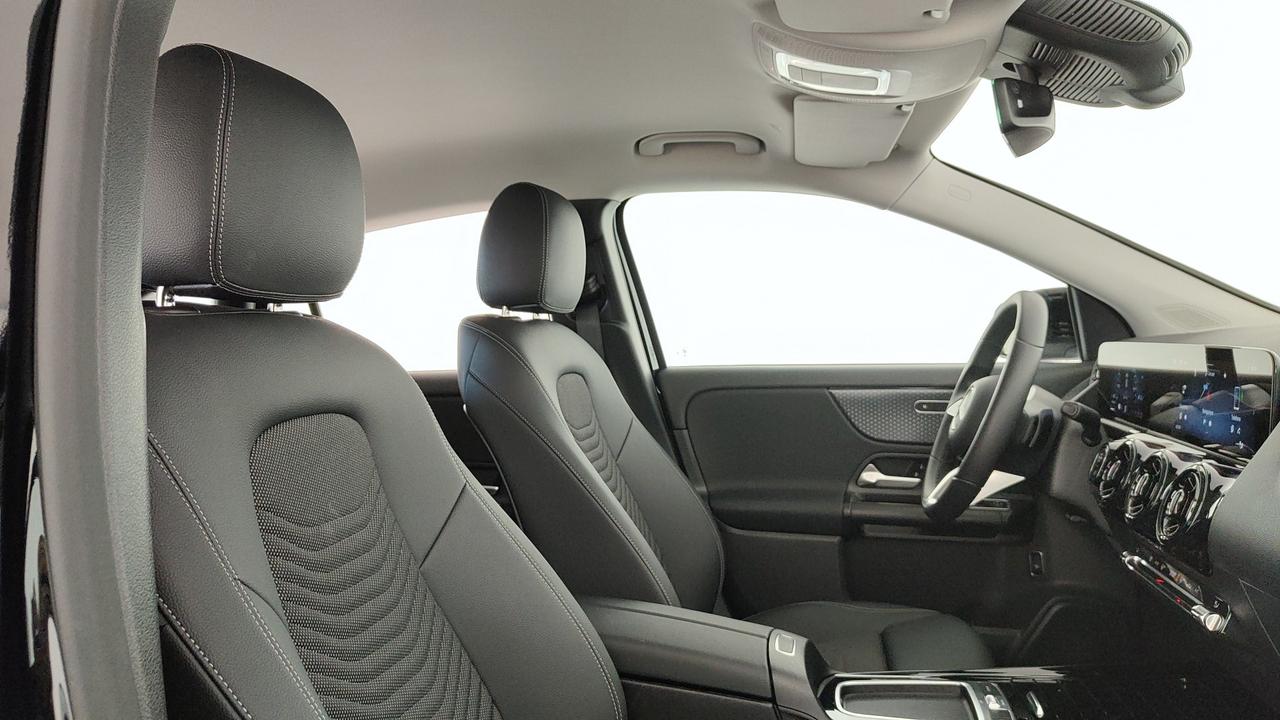 Mercedes-Benz GLA-H247 2023 - GLA 180 d Progressive Advanced auto