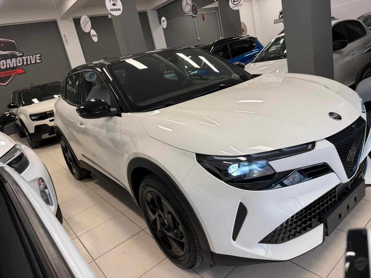Alfa Romeo Junior 1.2 145 CV Hybrid eDCT6 RATE DA 260 AL MES
