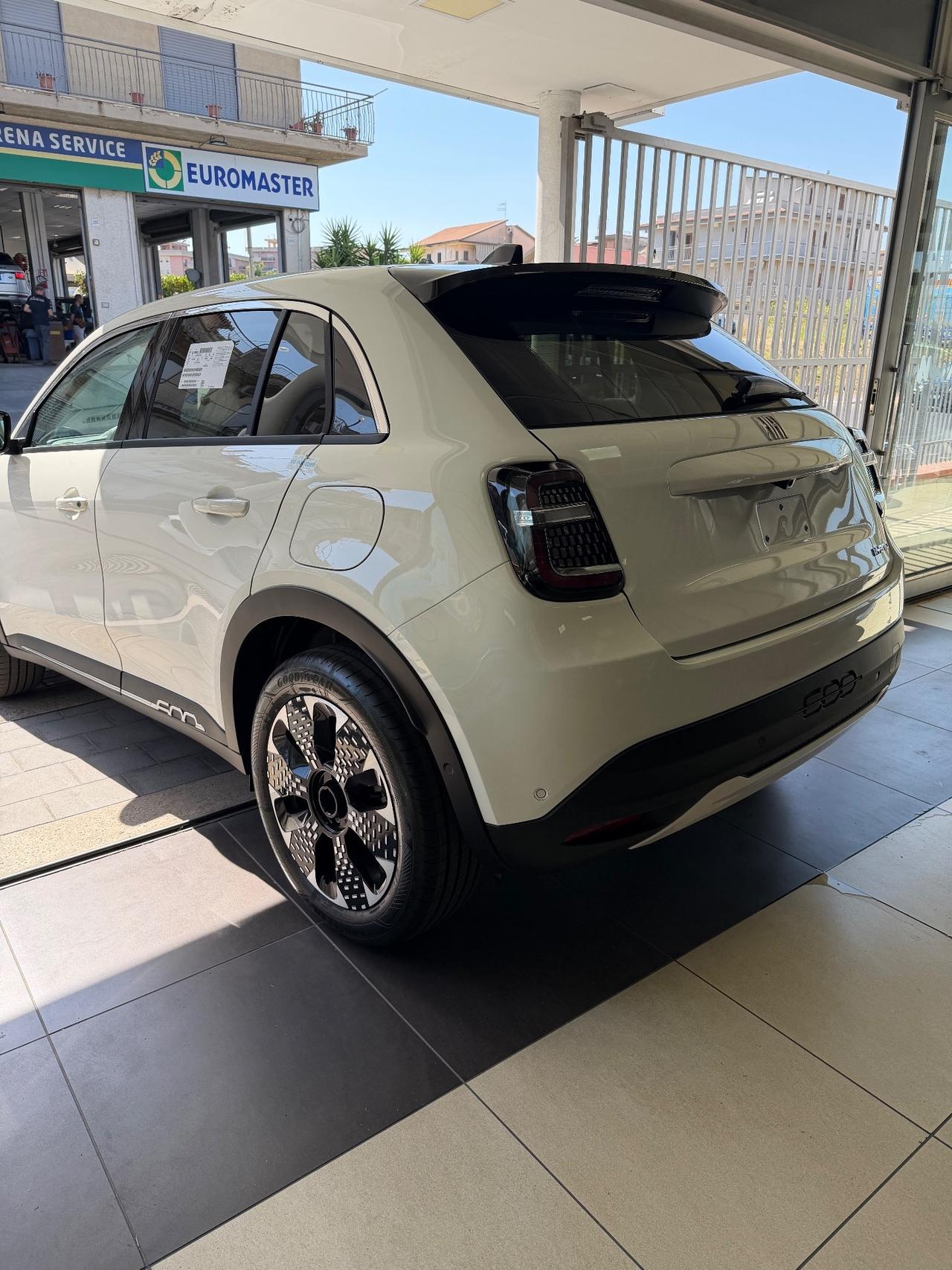 Fiat 600 Hybrid 110 CV DCT MHEV La Prima KM0 2026