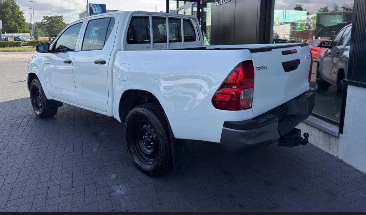 Toyota Hilux 2.4 D-4D 4WD 4 porte Double Cab Comfort