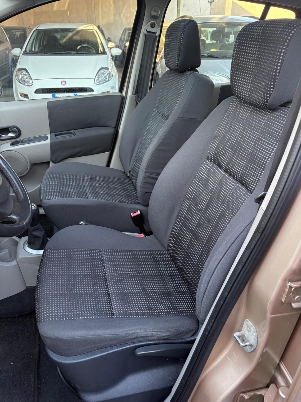 Renault Modus 1.2 66000km perta