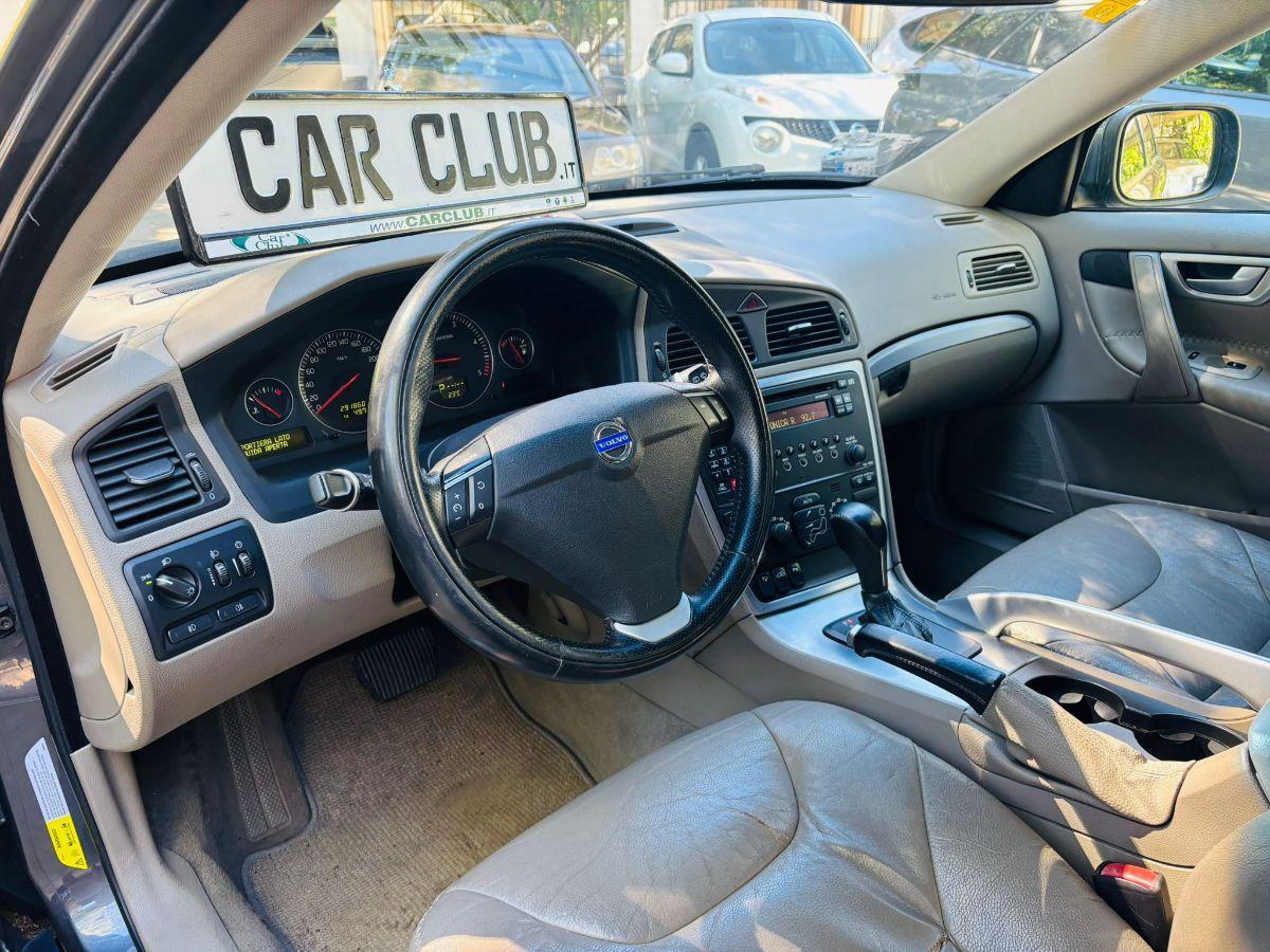 Volvo V70 2.4 D5 Automatica AWD Cross Country