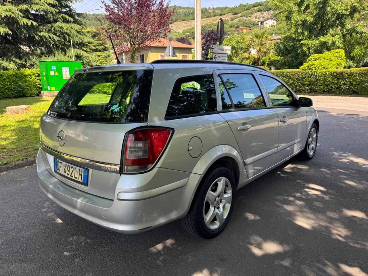 Opel Astra 1.7 CDTI 101CV 5 porte consumi bassi