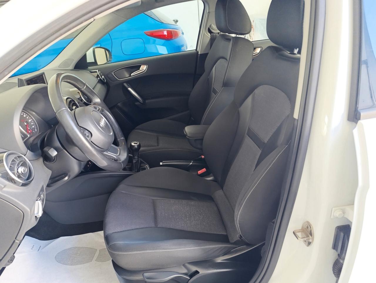 Audi A1 SPB 1.6 TDI 90cv Ambition S-Line esterno - Uniproprietario