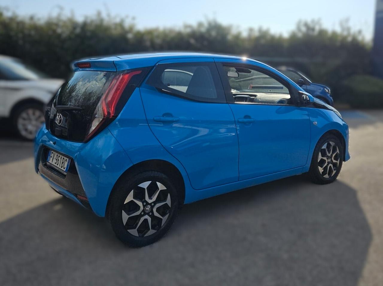 Toyota Aygo 1.0 VVT-i 72 CV 5 porte x-cite AUTOMATICA