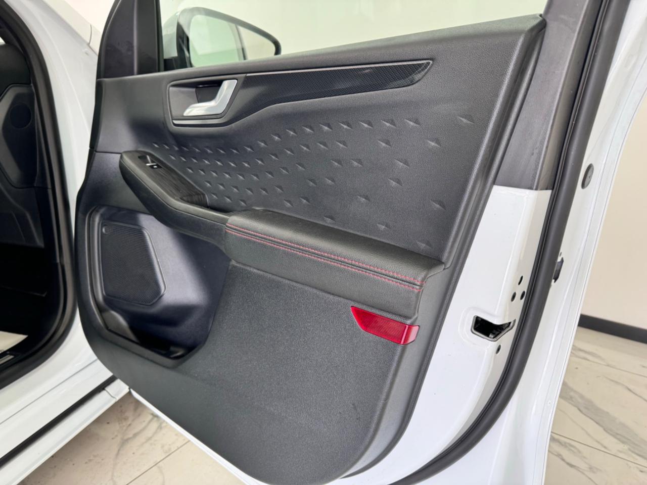 Ford Kuga 1.5 EcoBlue 120 CV-ST LINE-AUTOMATICA