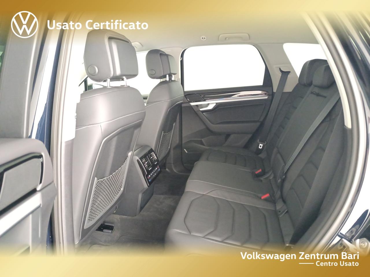 Volkswagen Touareg 3.0 v6 tdi elegance r-line exterior pack 231cv tiptronic