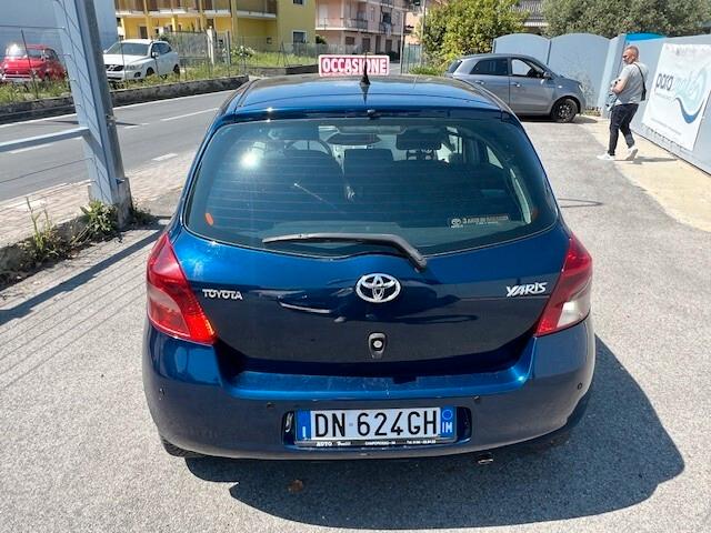 Toyota Yaris 1.3 5 porte Sol