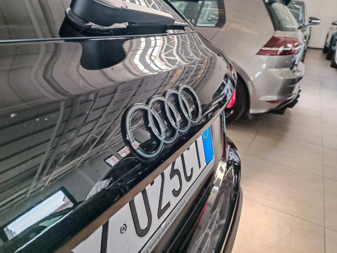 Audi A3 Sportback 2.0 tdi 150CV s-tronic + optional