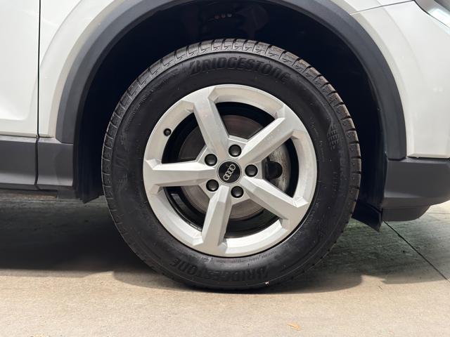 AUDI Q2 30 TDI S tronic Business | NEOPATENTATI |