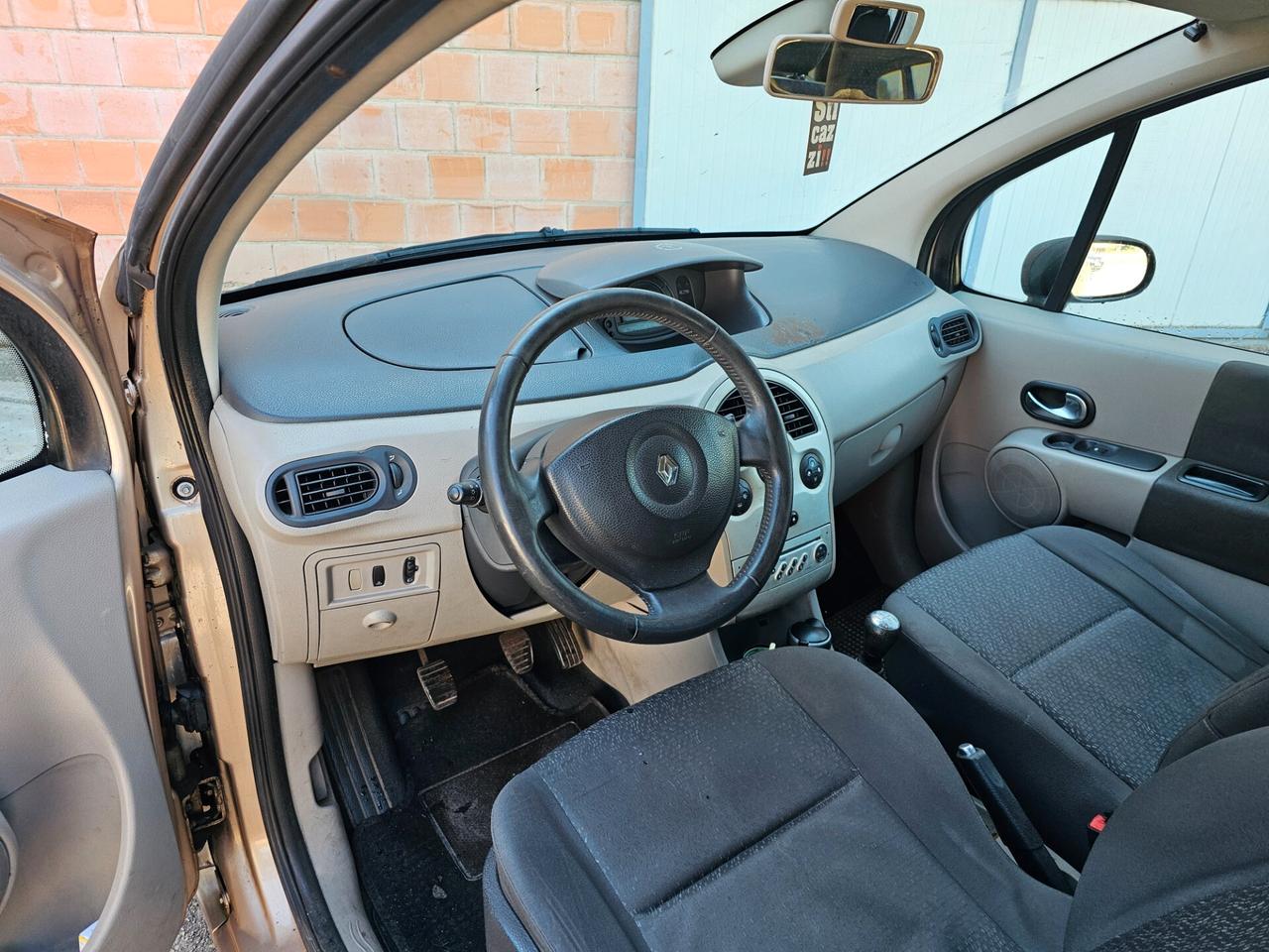 Renault Modus 1.5 dCi 75CV Wave