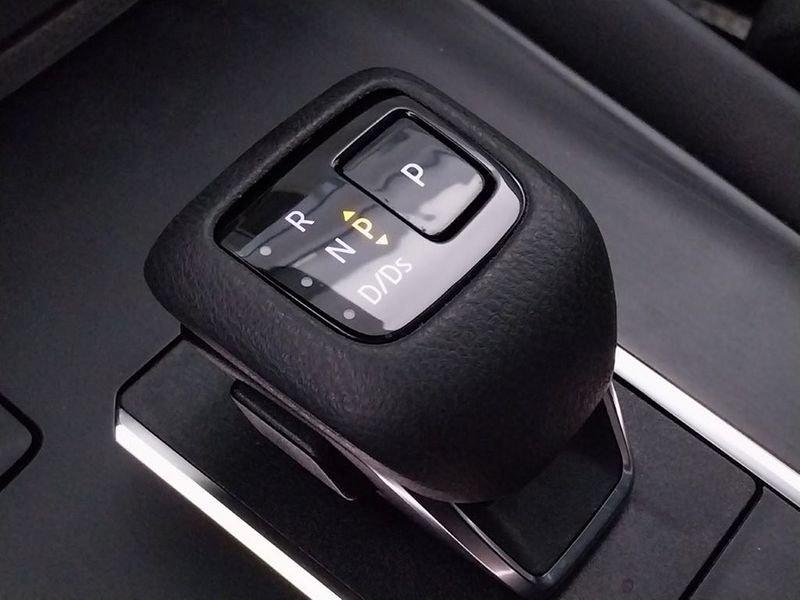 Nissan Qashqai 1.3 mhev N-Connecta 2wd 158cv xtronic
