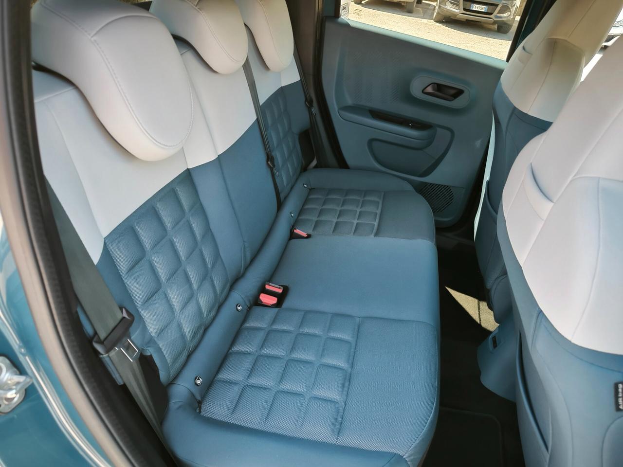 Fiat Grande Panda 1.2 Hybrid 110 CV S&S La Prima