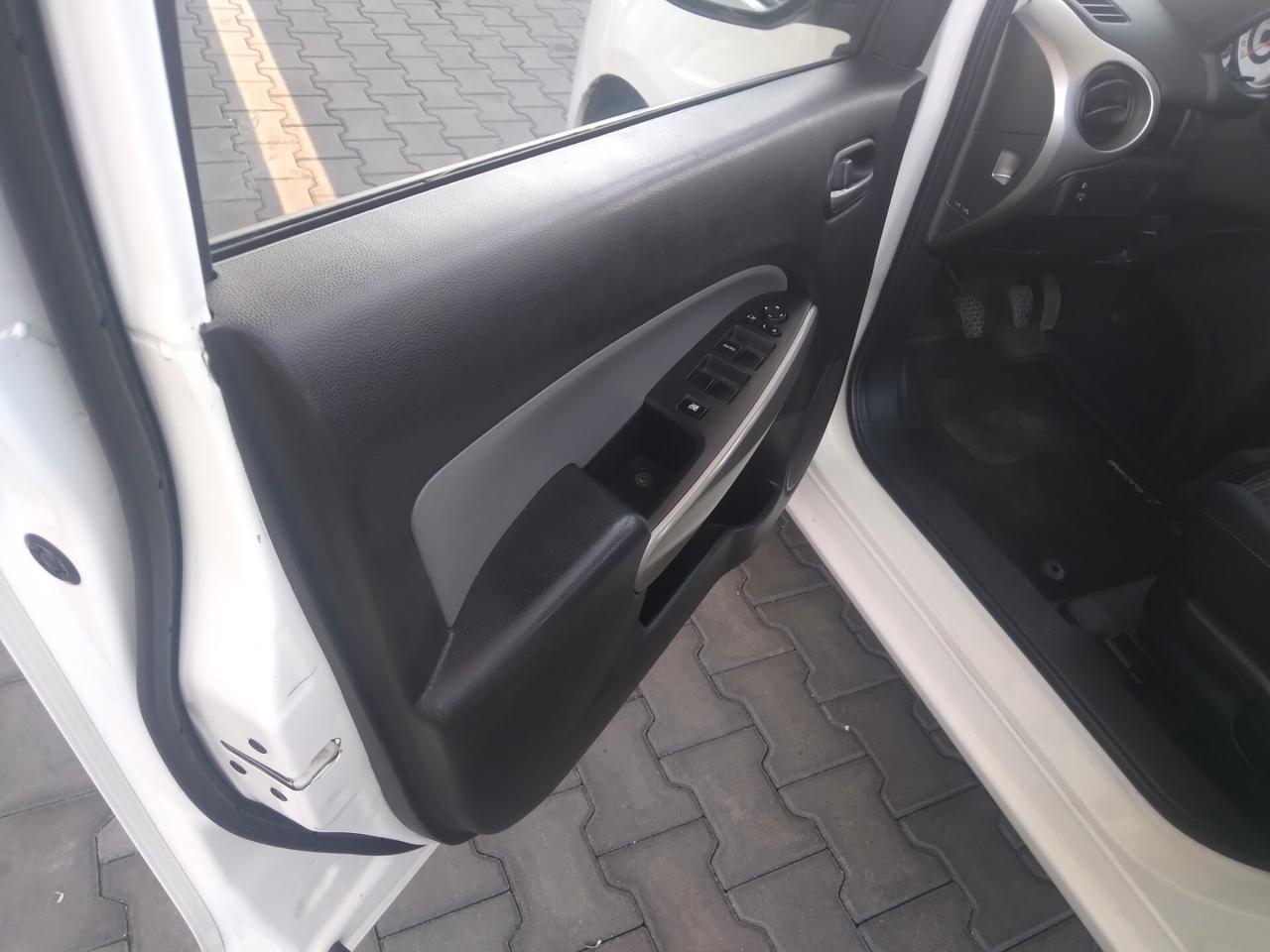 Mazda2 1.3 16V 75CV 5p. Play Gen. GPL x neopatentati