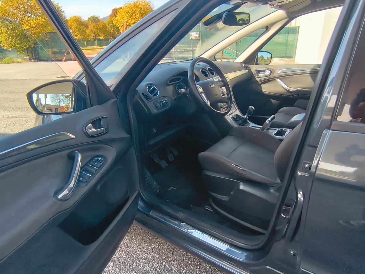 Ford S-Max 2.0 TDCi 140CV Titanium