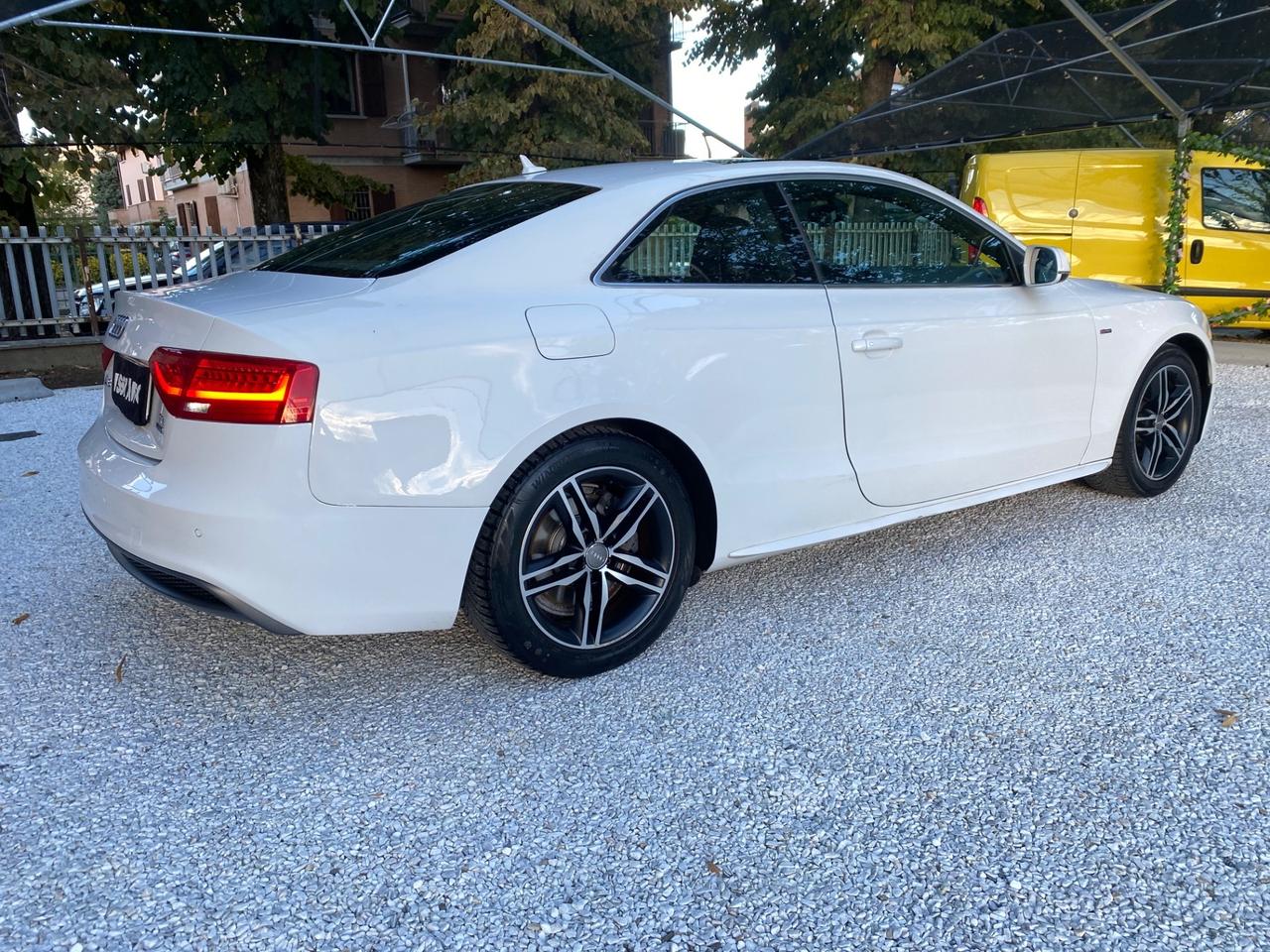 Audi A5 2.0 TDI clean diesel quattro S tronic S-LINE