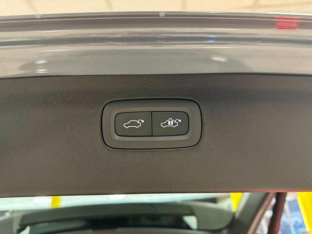 VOLVO XC90 B5 (d) AWD AUTOMATICO 7 POSTI VIRTUAL UNIPRO