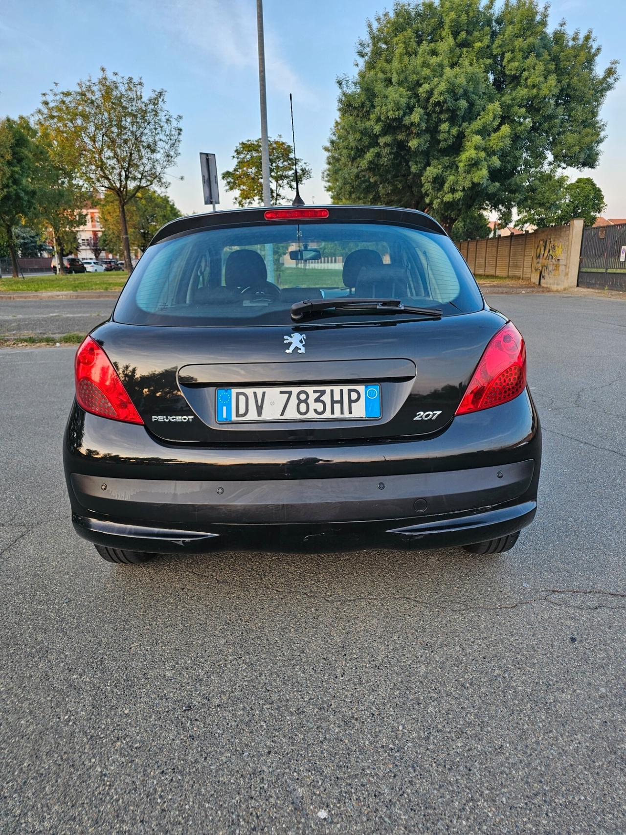 Peugeot 207 1.4 8V 75CV 5p. Energie Sport ECO GPL