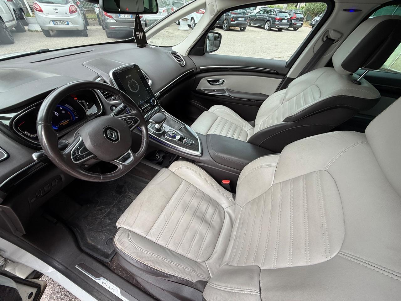 Renault Espace-7 Posti-Executive 4Control