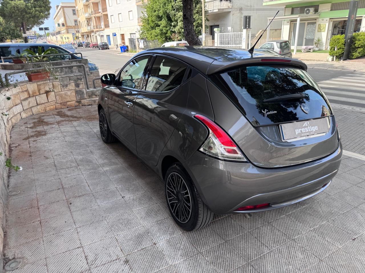 Lancia Ypsilon 1.3 MJT 16V 95 CV 5 porte S&S Gold