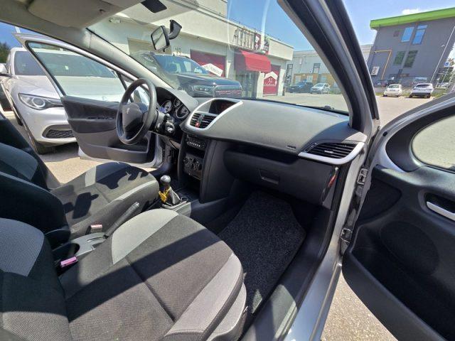 PEUGEOT 207 1.4 8V 75CV 5p. UNICO PROPRIETARIO PERMUTE