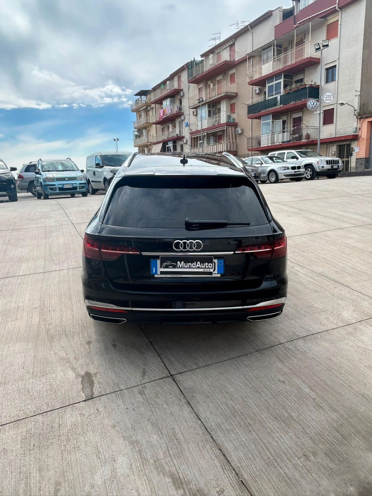 Audi A4 Avant 35 TDI/163 CV S tronic line edition