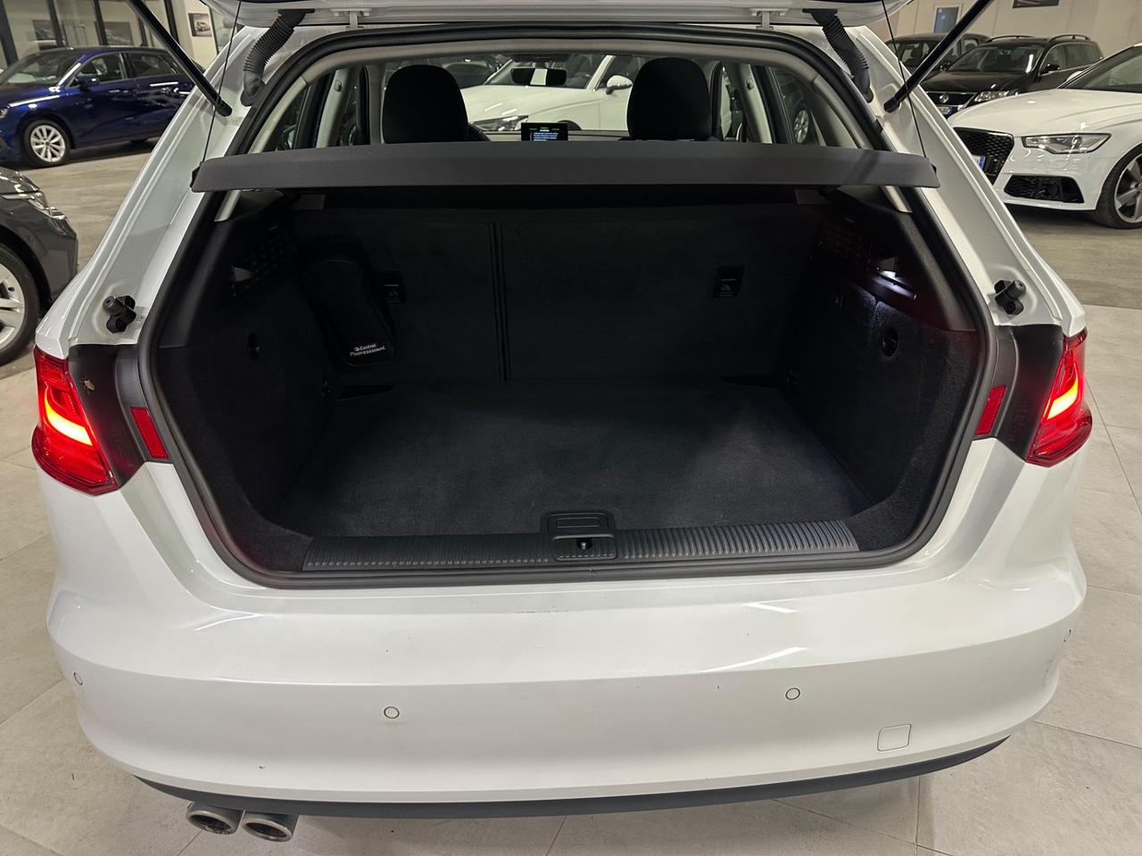 Audi A3 SPB 2.0 TDI 150 CV clean diesel Ambition