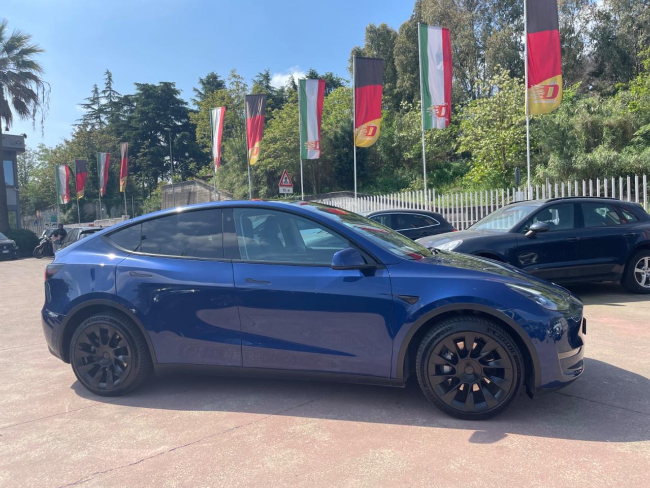 Tesla Model Y Model Y Long Range AWD