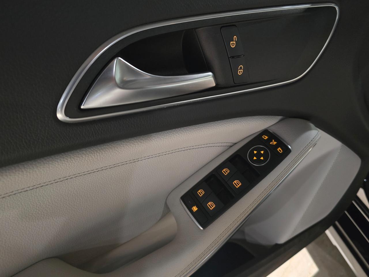 Mercedes-benz GLA 200 d Sport