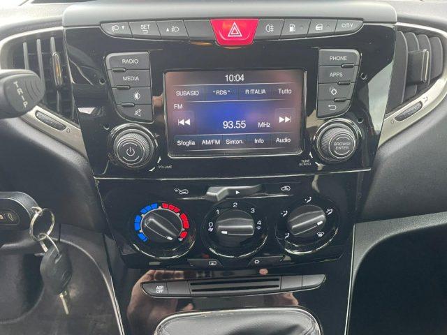 LANCIA Ypsilon 0.9 TwinAir 85 CV 5 porte Metano Ecochic Gold