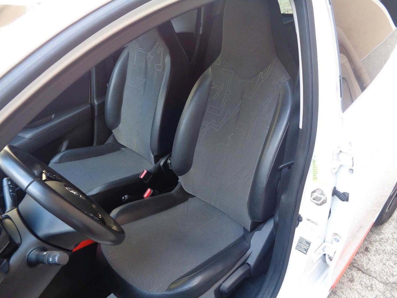 Toyota Aygo Connect 1.0 VVT-i 72 CV x-wave (Finanziabile)