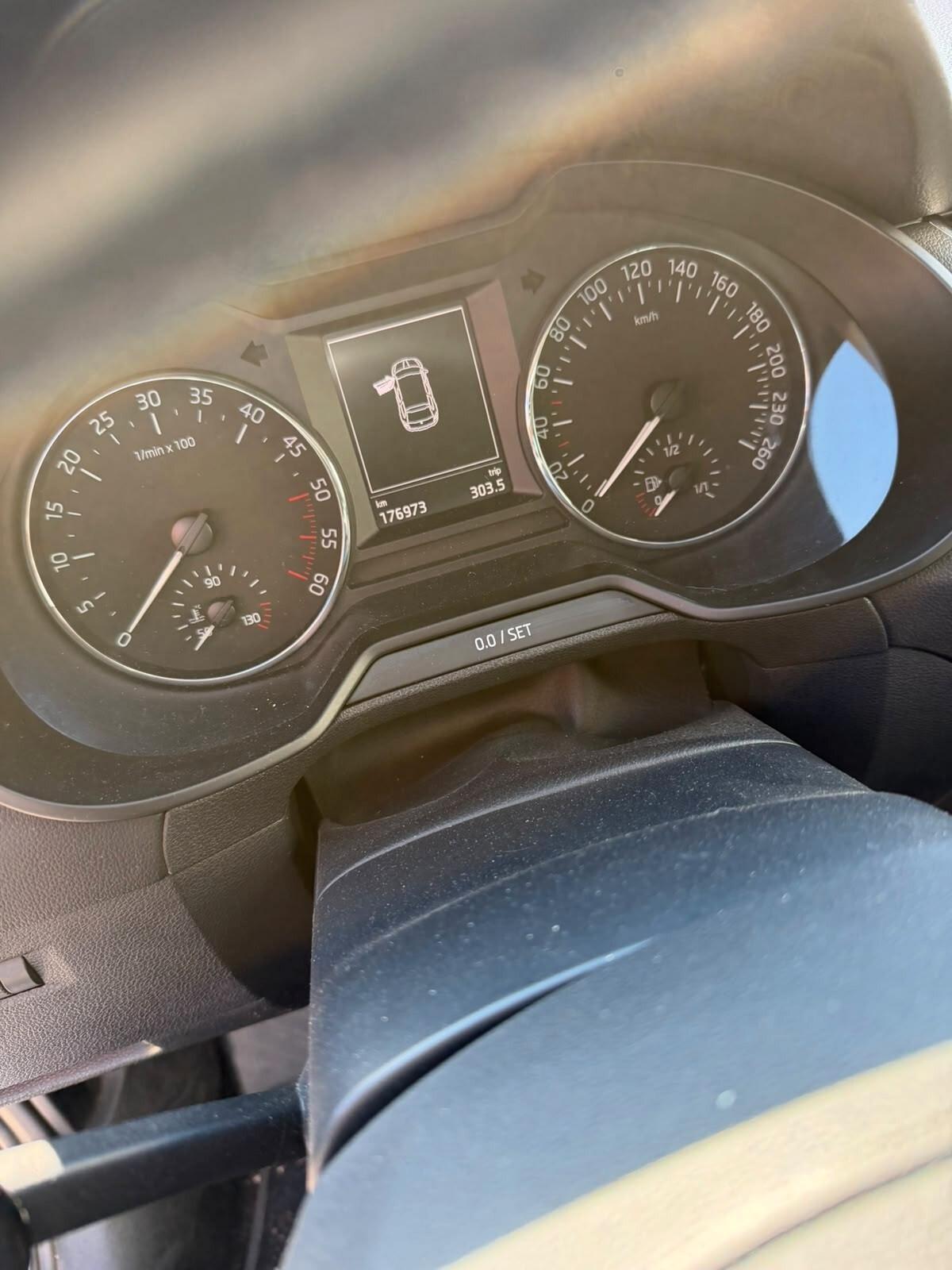 Skoda Octavia 1.6 TDI CR 105 CV DSG Wagon Executive
