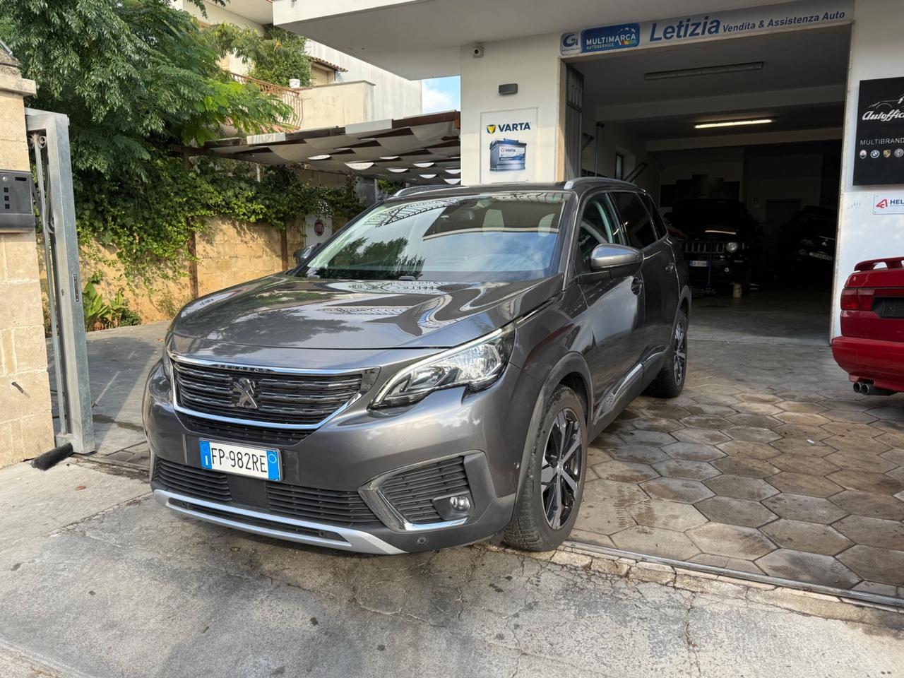 Peugeot 5008 BlueHDi 120 S&S EAT6 Allure