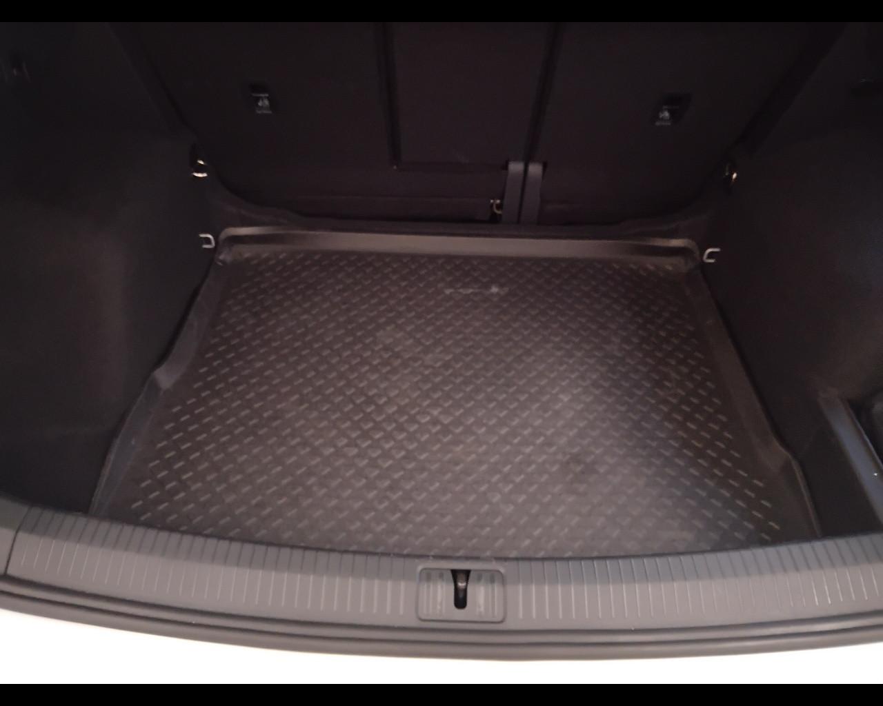 VOLKSWAGEN Tiguan II 2021 - Tiguan 2.0 tdi R-Line 4motion 150cv dsg
