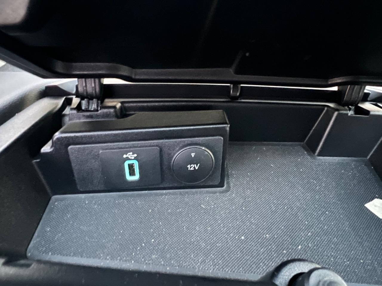 FORD TOURNEO CUSTOM 2.0 DIESEL IBRIDO 8 POSTI UNICO PROPRIETARIO PERFETTO