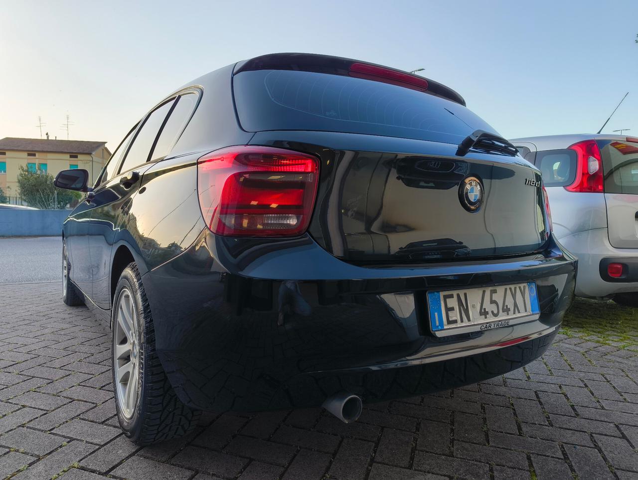 Bmw 118 118d 5p. Urban